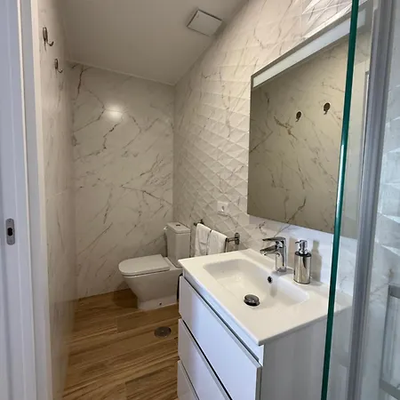 شقة Marie أذيخي